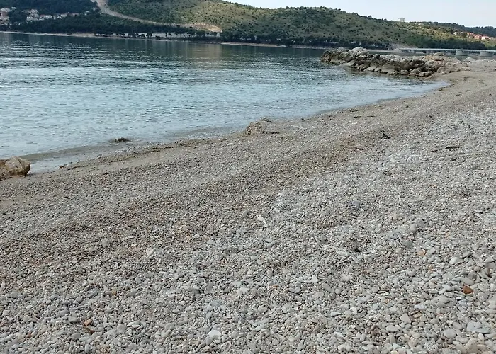 招待所 Barisic